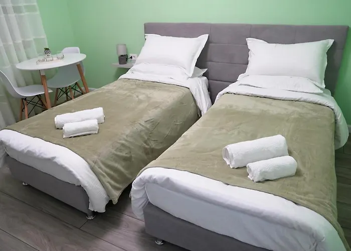 Arni's 3* Tirana